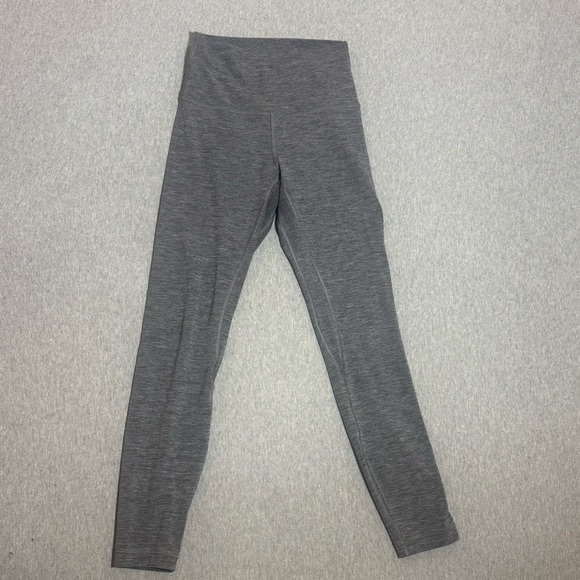Lululemon Under Gray Blend Leggings Women's Size 4 Activewear Yoga Gym Hiking - Picture 6 of 6